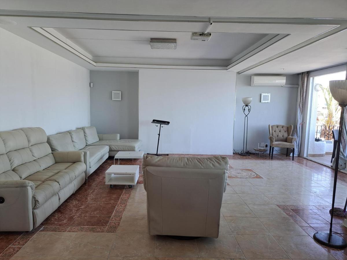 Private Suites In Huge Penthouse 1St Line Puerto Banus, Incredible Views, Jacuzzis Marbella Dış mekan fotoğraf